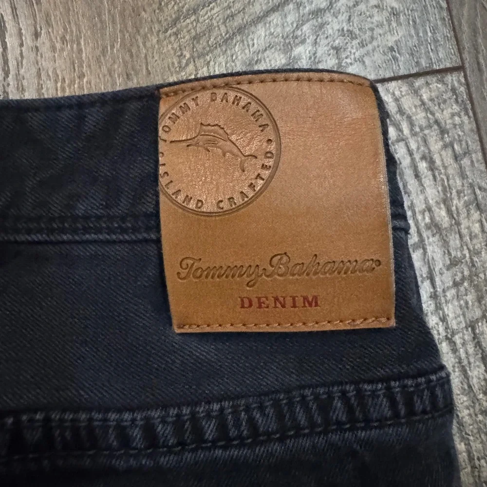 Tommy Bahama tommy bahama